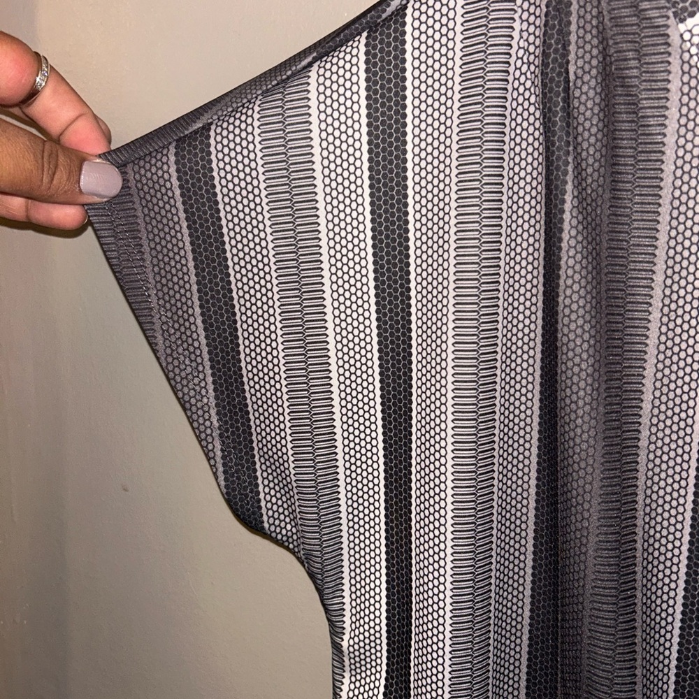 Prana Dress - “Lindy” gray/white/black striped 100% recycled material NWT - Picture 4 of 11